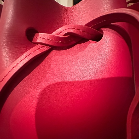 šNEW-HTF MANSUR GAVRIEL RED *CALF-LEATHER* MINI-BUCKET BAG (*Calf>Veg Tanned*) - Picture 8 of 16